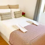 32 2 - Heart Of Private Apartment, Bairro Alto Apartment *