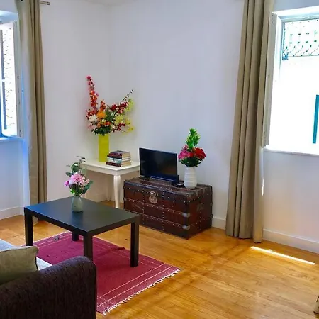 32 2 - Heart Of Private Apartment, Bairro Alto * Lissabon