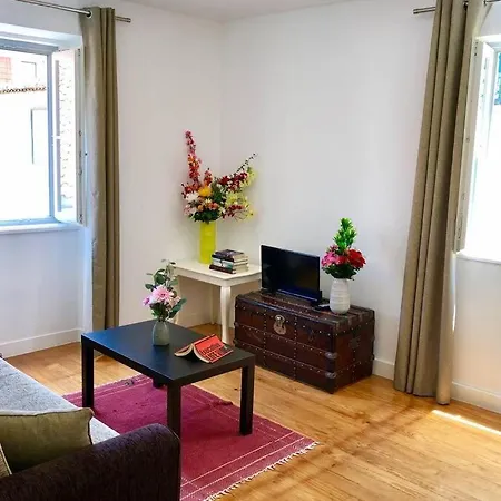 32 2 - Heart Of Private Apartment, Bairro Alto Lissabon