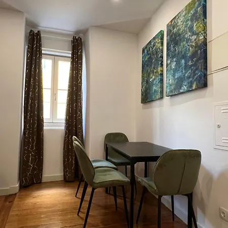 32 2 - Heart Of Private Apartment, Bairro Alto Apartment *