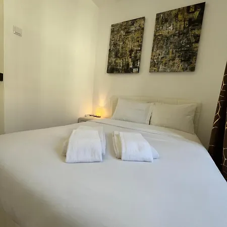 32 2 - Heart Of Private Apartment, Bairro Alto Lissabon
