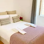 32 2 - Heart Of Private Apartment, Bairro Alto Appartamento Lisbona