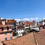 32 2 - Heart Of Private Apartment, Bairro Alto Lisbona